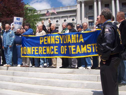 http://www.massupdater.com/teamsterslocal384/0mu_online15/tonfiles/photogallery/HPIM0082.jpg